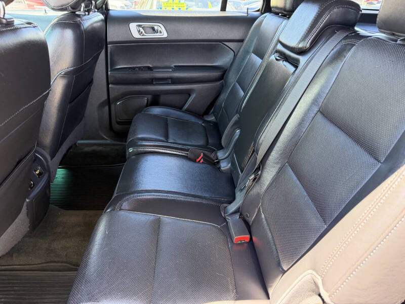 2011 Ford Explorer Limited