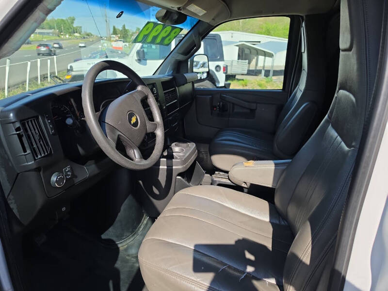 2016 Chevrolet Express 2500