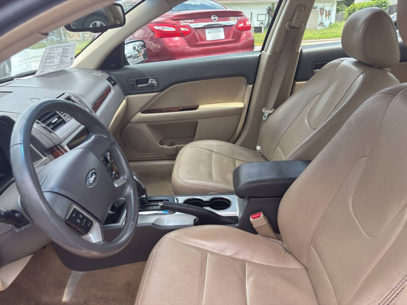 2011 Ford Fusion SEL