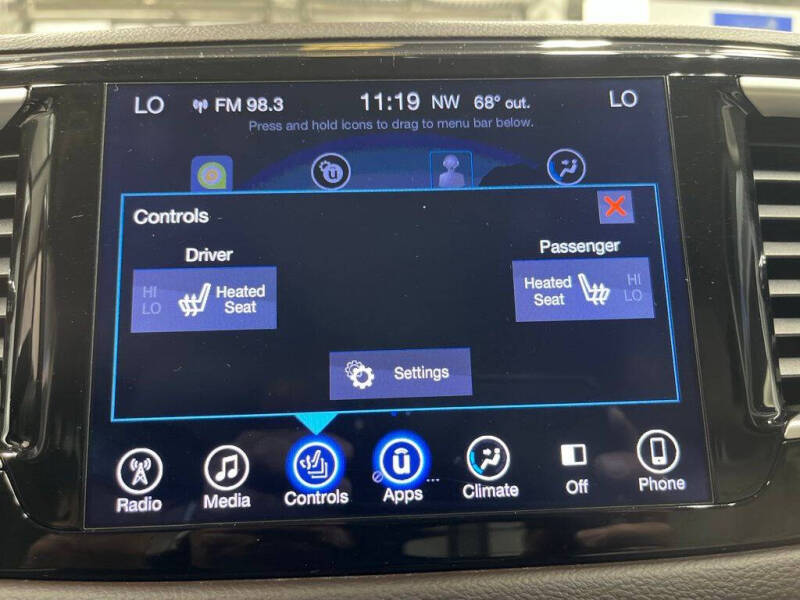 2017 Chrysler Pacifica Touring-L