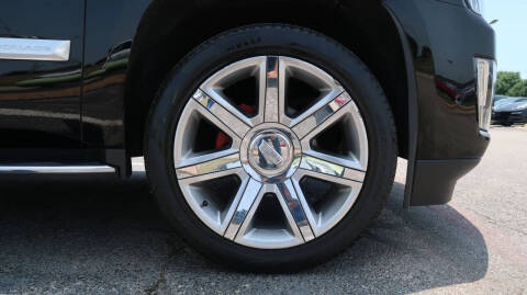 2018 Cadillac Escalade Luxury