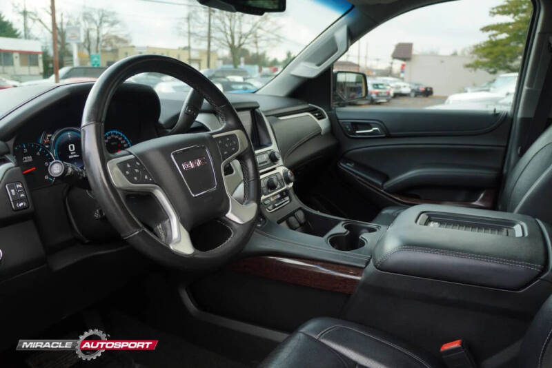 2017 GMC Yukon XL SLT