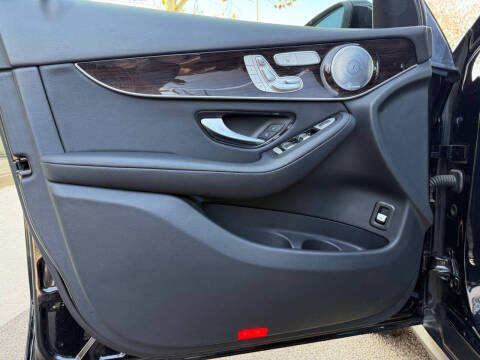 2019 Mercedes-Benz GLC GLC 300 4MATIC