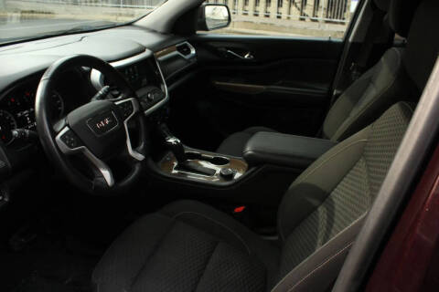 2017 GMC Acadia SLE-2