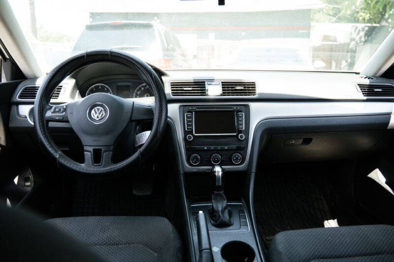 2013 Volkswagen Passat