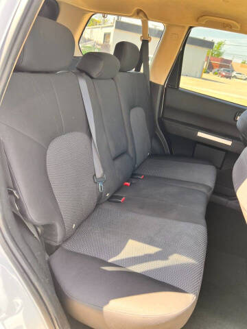 2011 Mitsubishi Endeavor LS