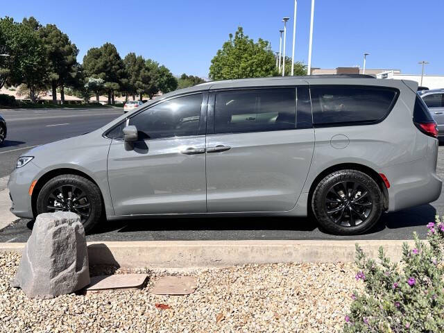 2021 Chrysler Pacifica Touring L