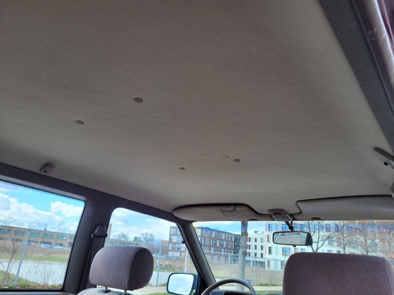 1989 Mazda MPV