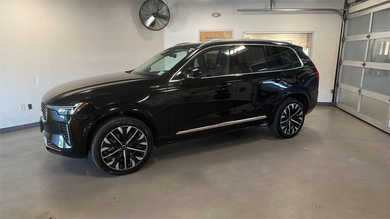 2026 Volvo XC90 B6 Plus 7P