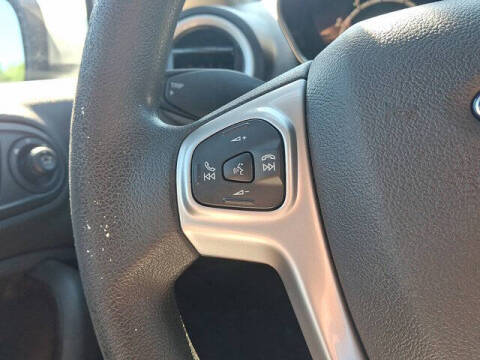 2017 Ford Fiesta SE