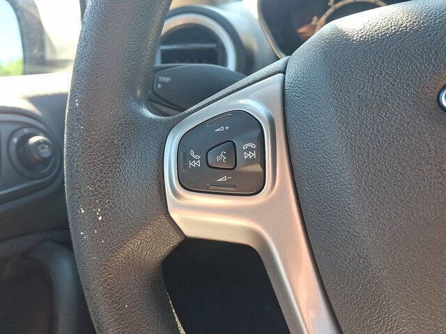 2017 Ford Fiesta SE