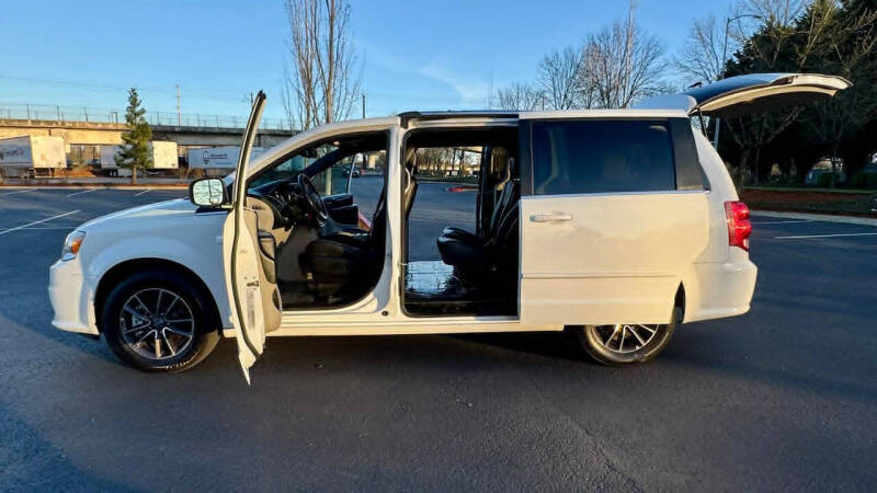 2017 Dodge Grand Caravan SXT