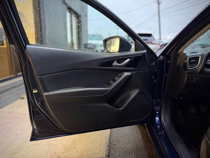 2015 Mazda MAZDA3 i Touring