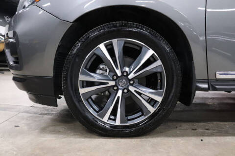 2020 Nissan Pathfinder Platinum