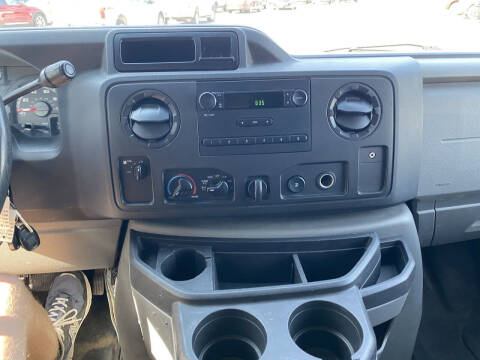 2013 Ford E-Series E-350 SD