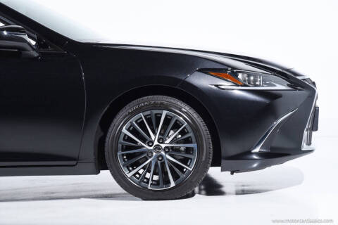 2024 Lexus ES 300h