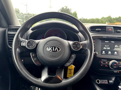 2019 Kia Soul +