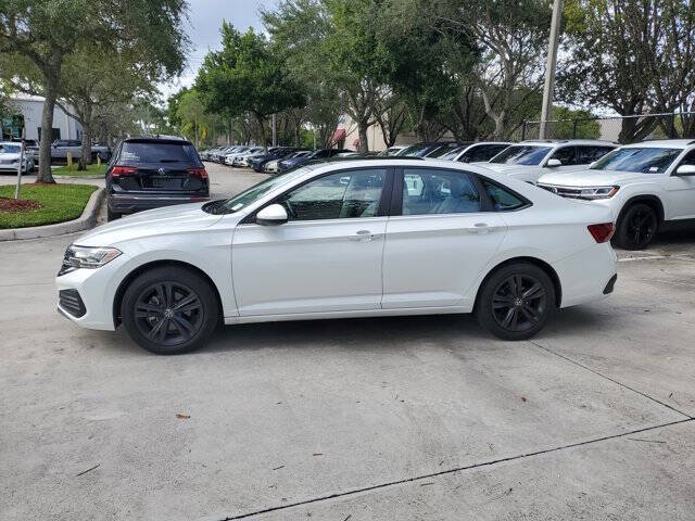 2023 Volkswagen Jetta SE