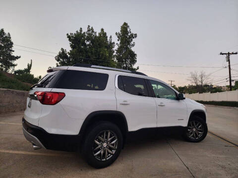 2017 GMC Acadia SLT-1