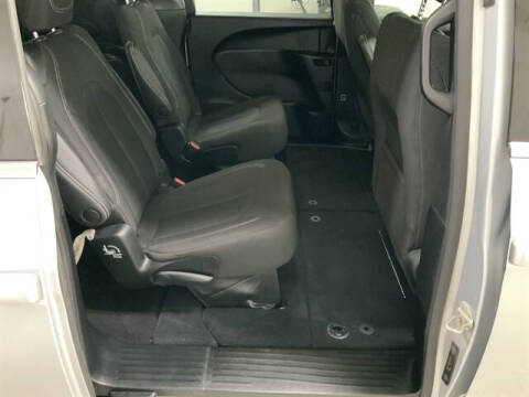 2023 Chrysler Pacifica Touring