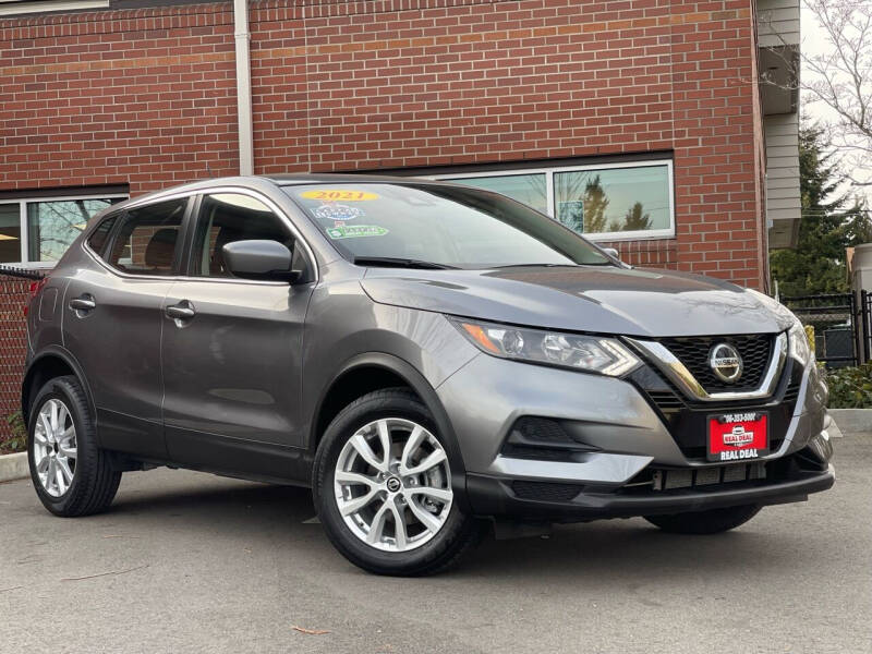 Used 2021 Nissan Rogue Sport S with VIN JN1BJ1AWXMW663449 for sale in Everett, WA