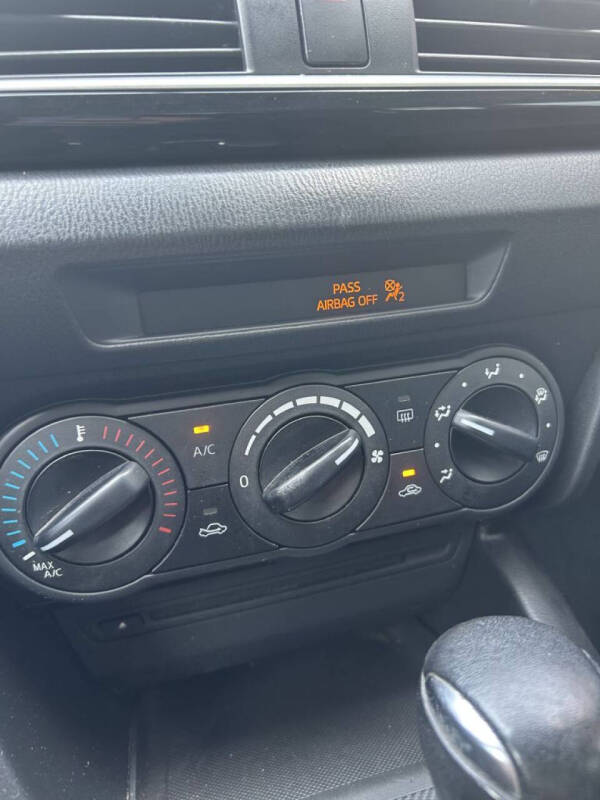 2014 Mazda MAZDA3 i Sport