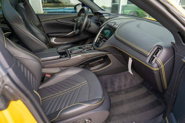 2023 Aston Martin DBX 707