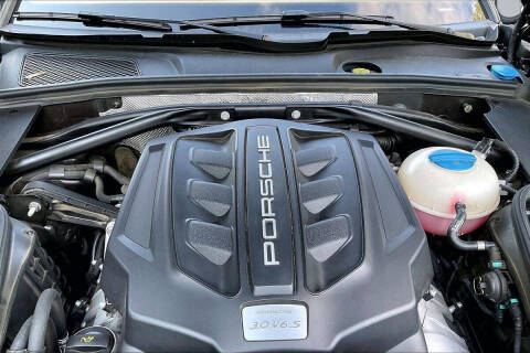 2015 Porsche Macan S