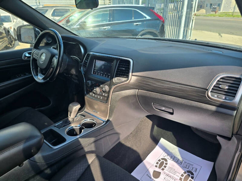 2021 Jeep Grand Cherokee Laredo E