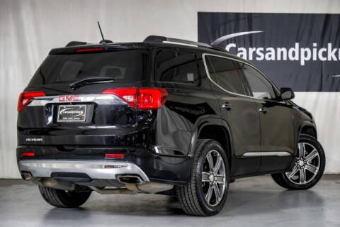 2017 GMC Acadia Denali