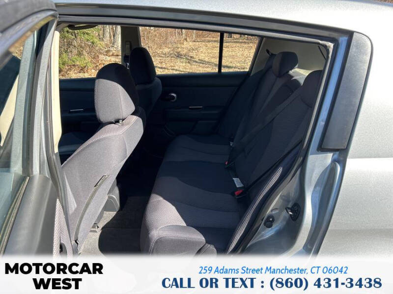 2009 Nissan Versa 1.8 S