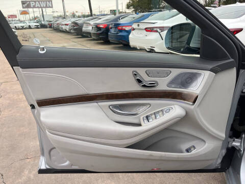 2015 Mercedes-Benz S-Class S 550