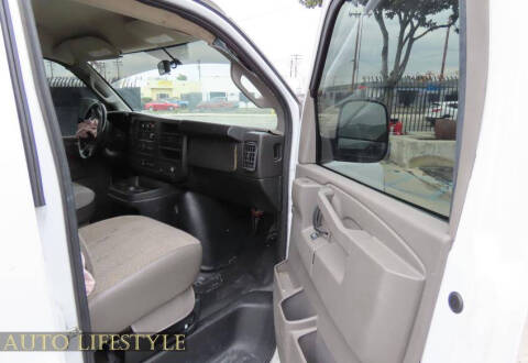 2023 GMC Savana 2500