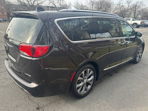 2017 Chrysler Pacifica Limited