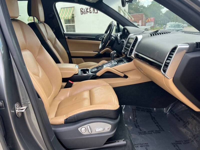 2016 Porsche Cayenne