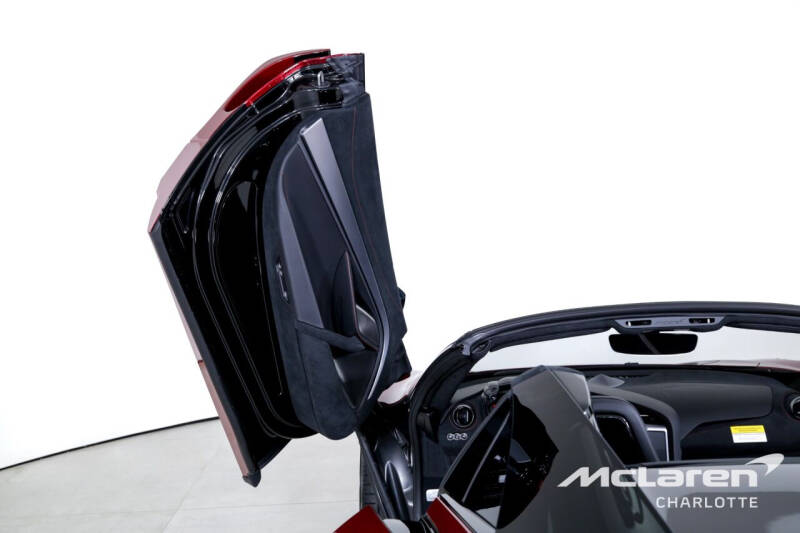 2024 McLaren 750S Spider