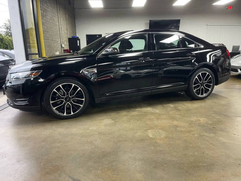 2019 Ford Taurus Limited