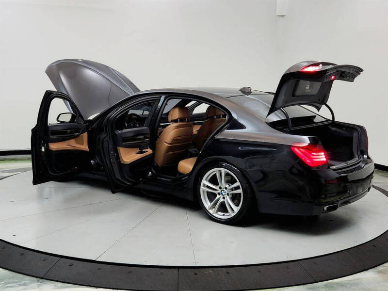 2014 BMW 7 Series 740i