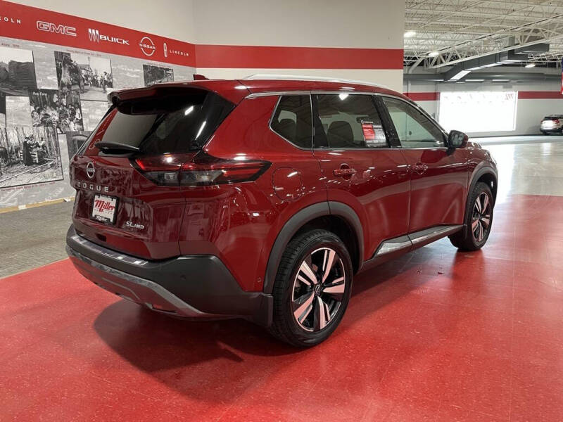 2023 Nissan Rogue SL