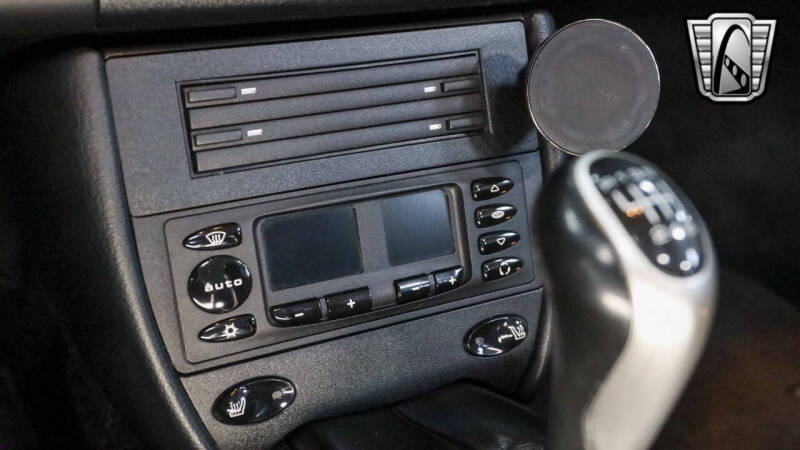 2001 Porsche 911 Carrera