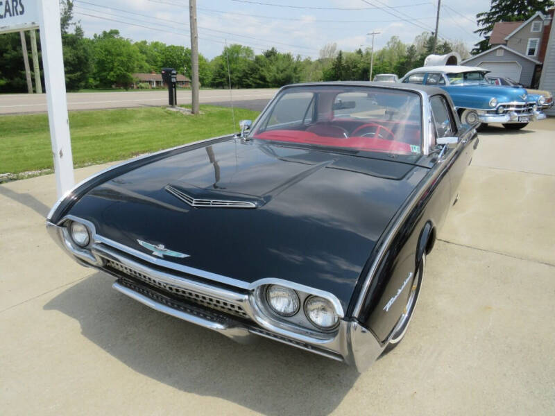 1962 Ford Thunderbird