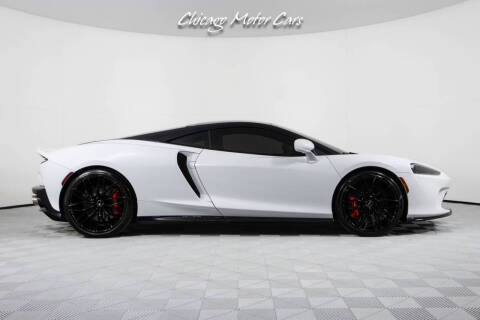 2023 McLaren GT