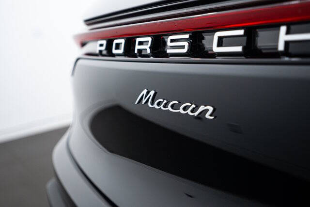 2025 Porsche Macan