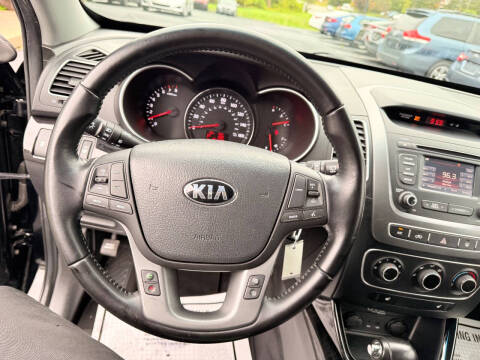 2014 Kia Sorento LX