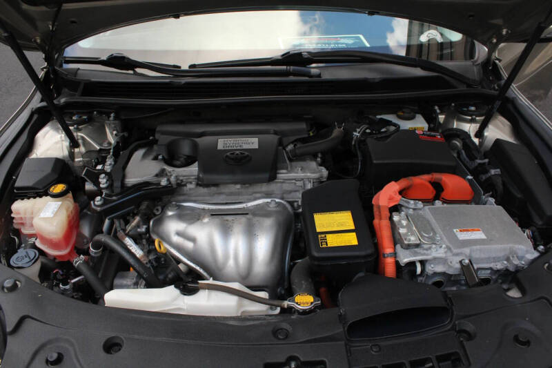 2013 Toyota Avalon Hybrid XLE Touring