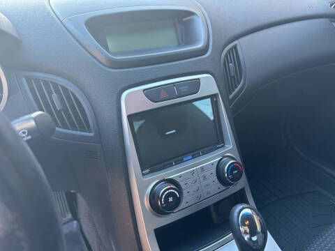 2010 Hyundai Genesis Coupe 2.0T Premium