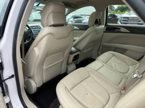 2018 Lincoln MKZ Select