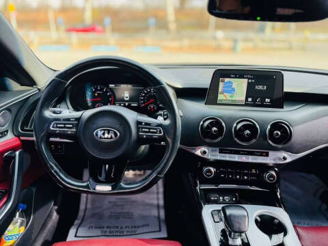 2019 Kia Stinger GT2