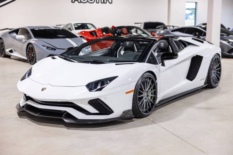 2019 Lamborghini Aventador LP 740-4 S