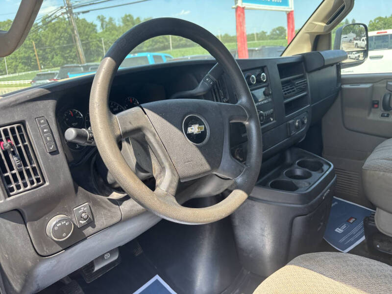 2017 Chevrolet Express 2500